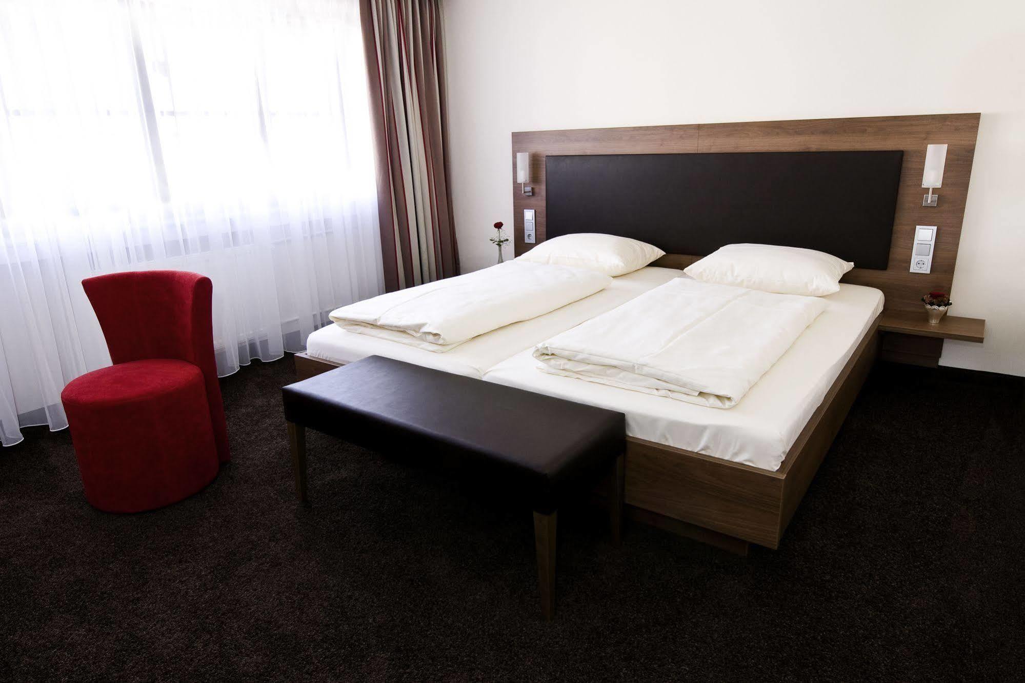 Hotel Schwanen Kongen Экстерьер фото
