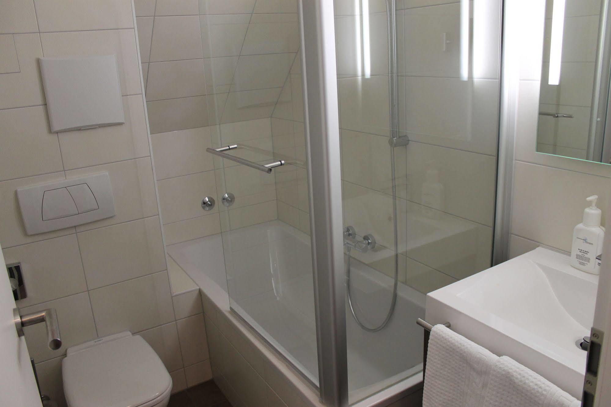 Hotel Schwanen Kongen Экстерьер фото